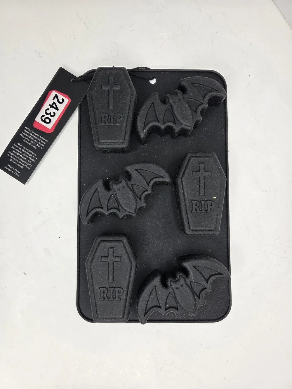 Ghoulish Black Silicone Halloween Bat And Coffin Tombstone Candy Baking Molds